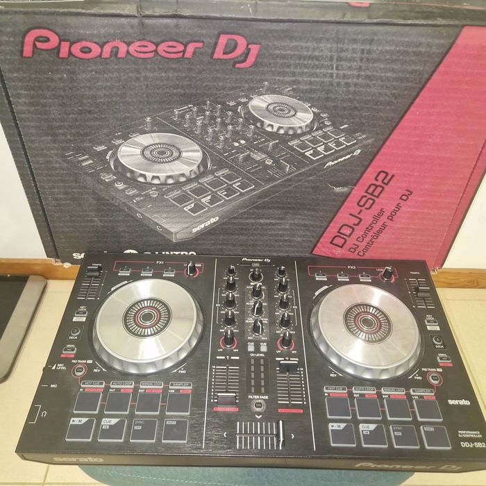 Controladora Pioneer DDJ-SB2
