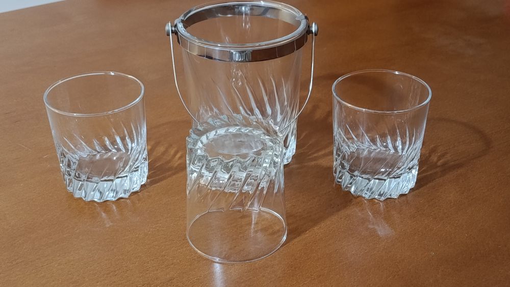 Coleção balde gelo e copos whisky