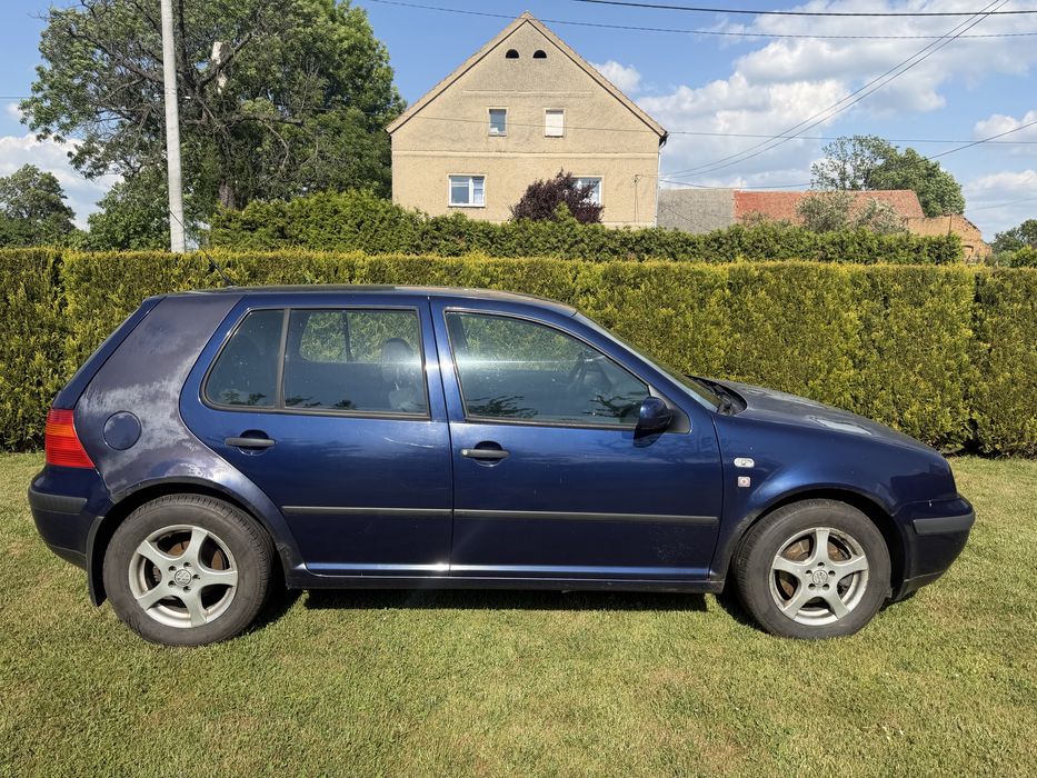 Volkswagen Golf 4