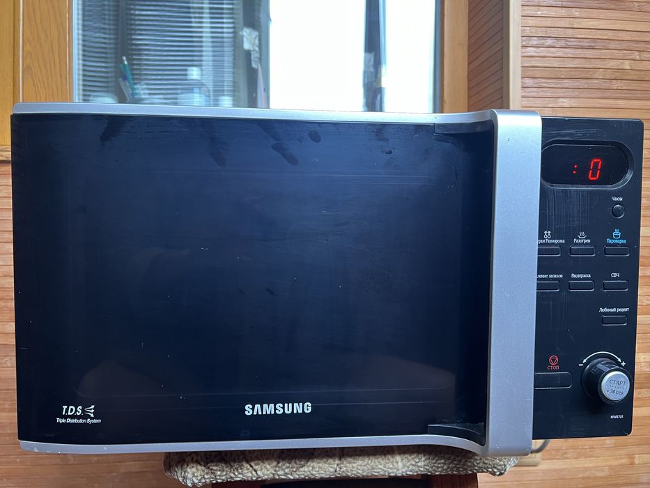 Мікрохвильова піч Samsung MW87LR_S