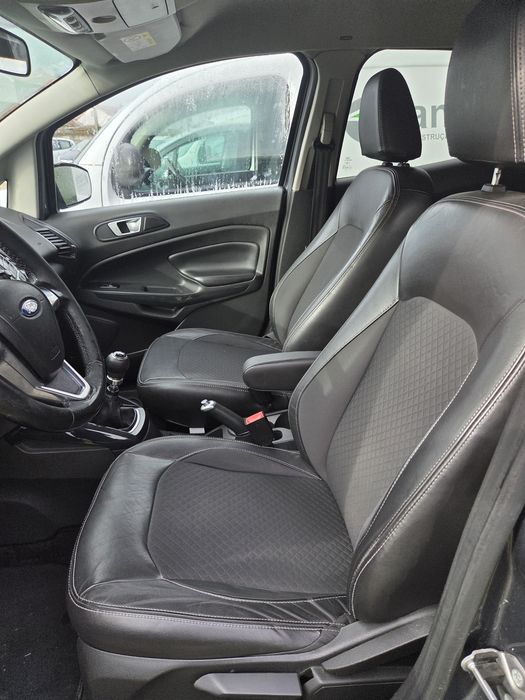 Ford EcoSport Titaniun