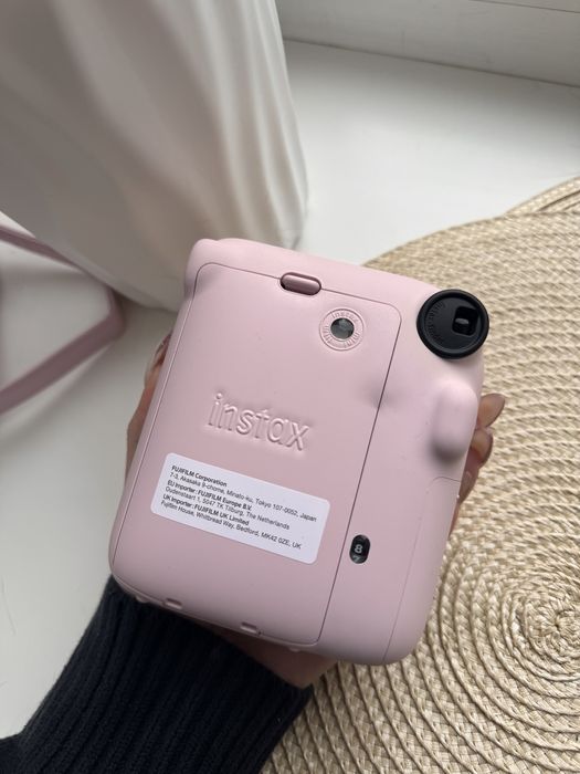 Полароид Fujifilm Instax Mini 12