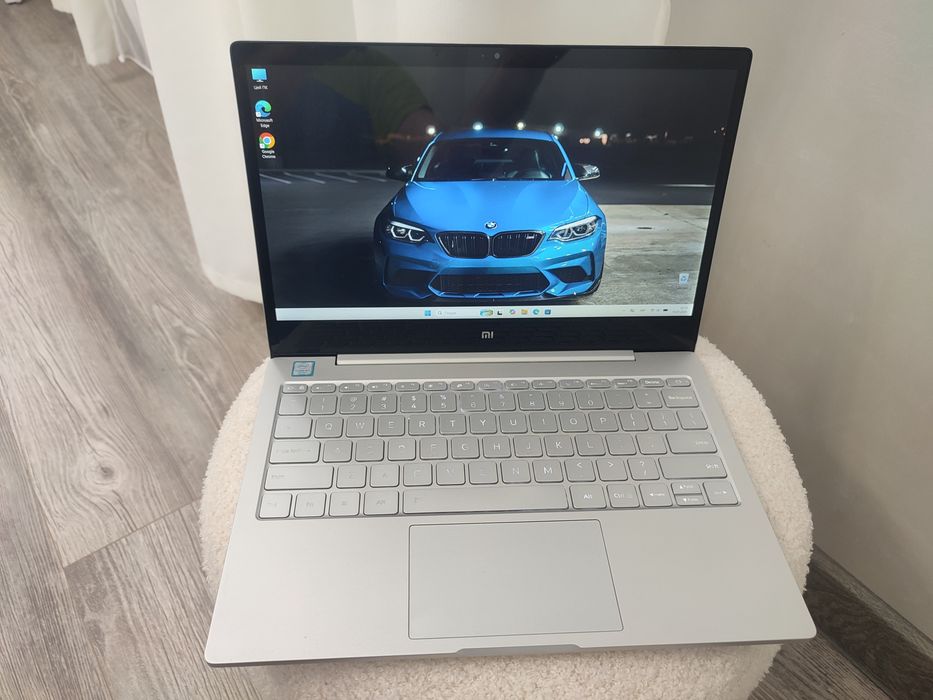 Ультрабук Xiaomi Mi Notebook Air 12.5" / Core m3-7Y30 / 4GB / SSD 128GB АКБ  5-6год