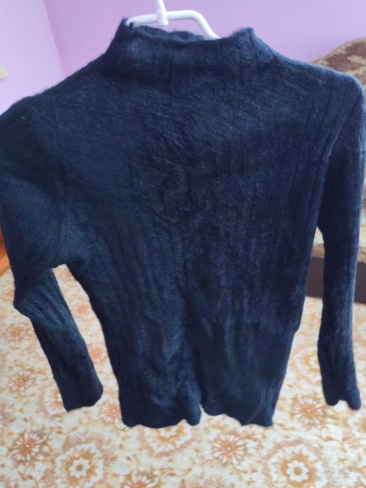 Віддам речі (безкоштовно) р.42-44