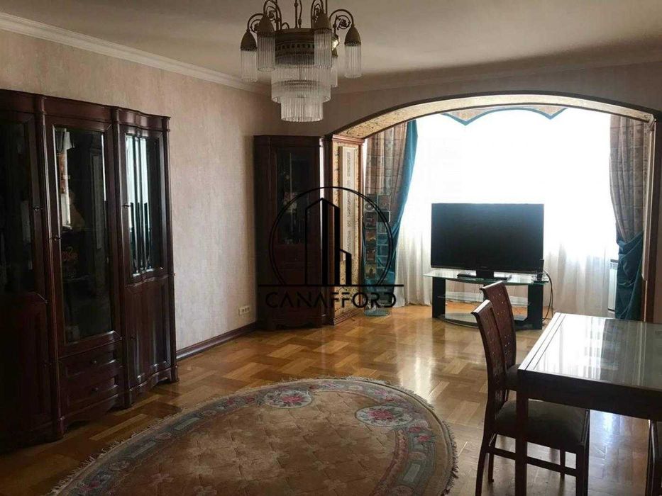 3-х кімнатна на Оболонський проспект 22-В, метро Мінська 1 хв., ТРЦ Dream Town, ТЦ Smart Plaza. Оболонь