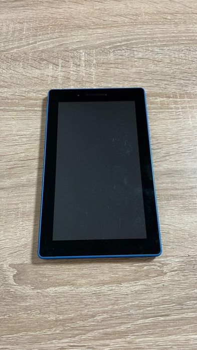 Планшет Lenovo Pad TB3-710F