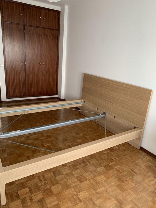 Cama de casal 160cm