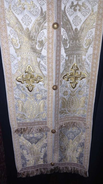 Облаченіє священика, риса, одяг священика