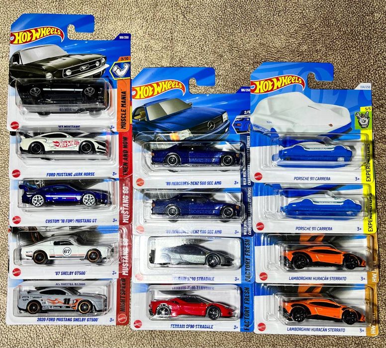 Машинка Базова Hot Wheels