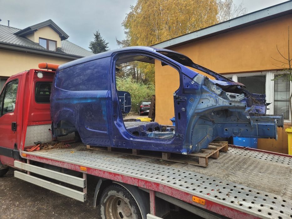Ford connect mk2 błotnik tył pas podłuż ćwiartkanica