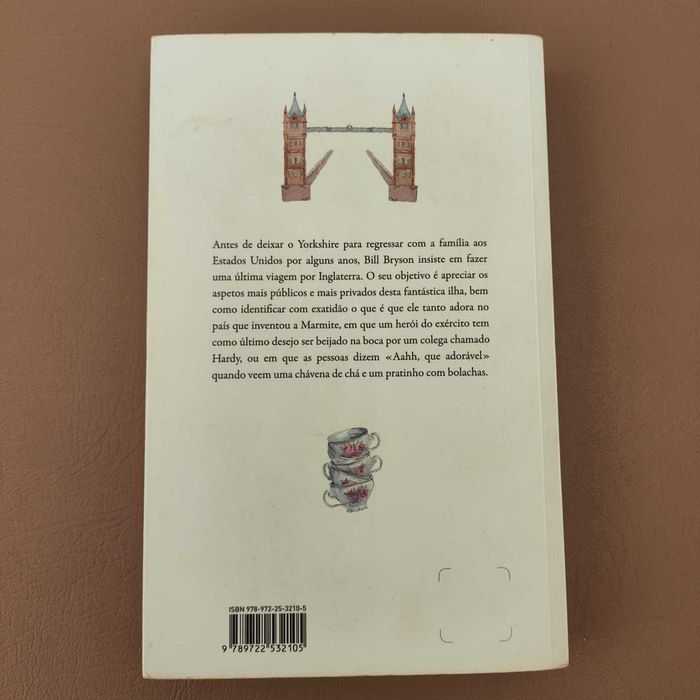 Crónicas de Uma Pequena Ilha - Bill Bryson