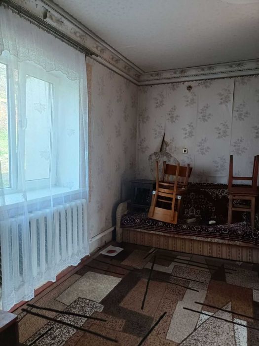 Частина будинку з зручностями, окремим двором. Яківці.