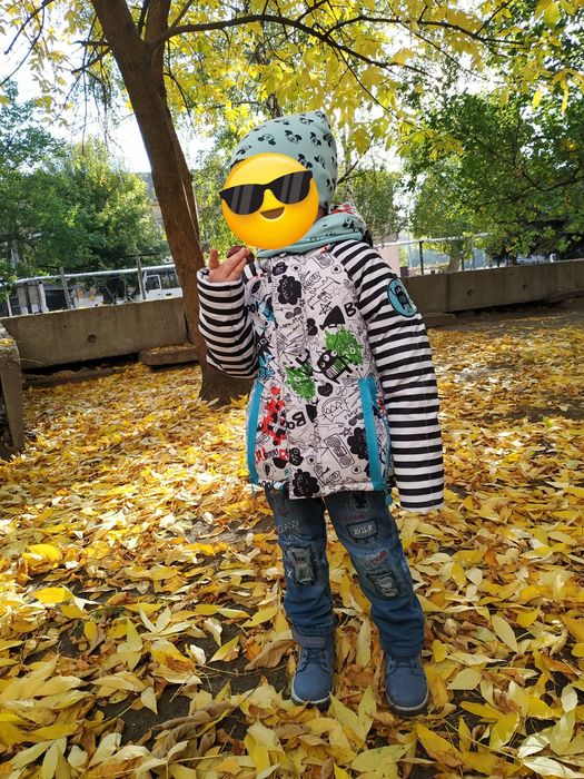 Детская куртка демисезон на 3-5 лет