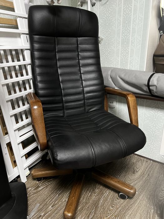 Шкіряне крісло  ATLANT extra Tilt EX1