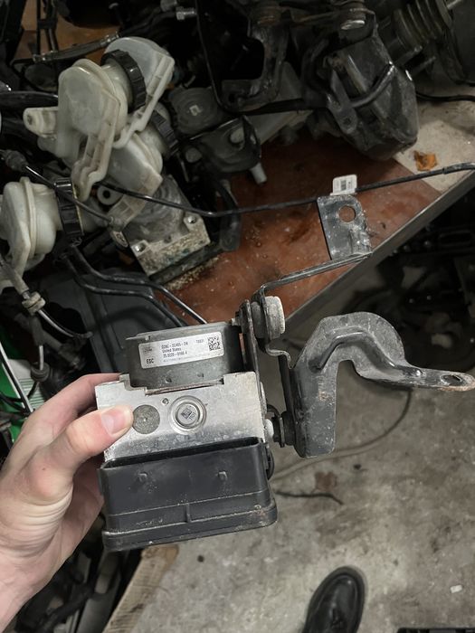 Ford fiesta mk7 usa блок abs форд фієста блок абс форд фиеста абс