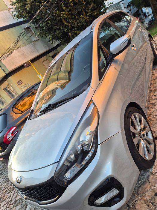 Carro 7 lugares automático