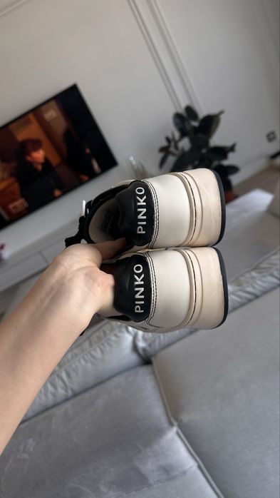 Продам кеди Pinko, 37 розмір