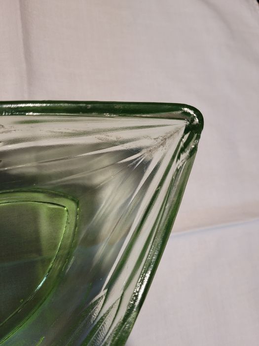 Szkło zielone owocarka przedmiot ozdobny w kształcie gęsi