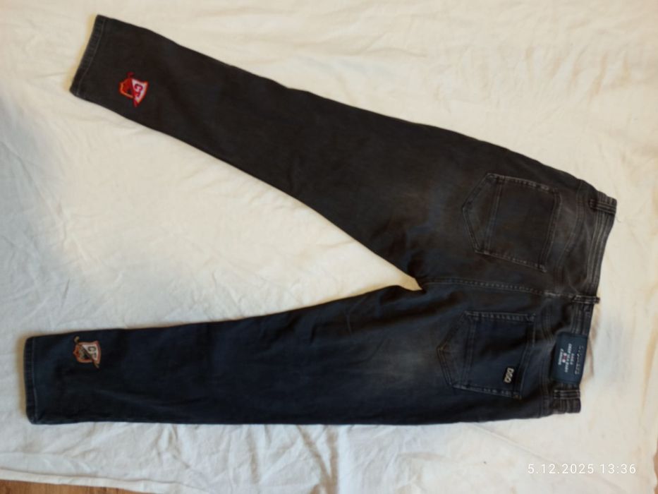 Dsquared2 jeans męskie jak nowe