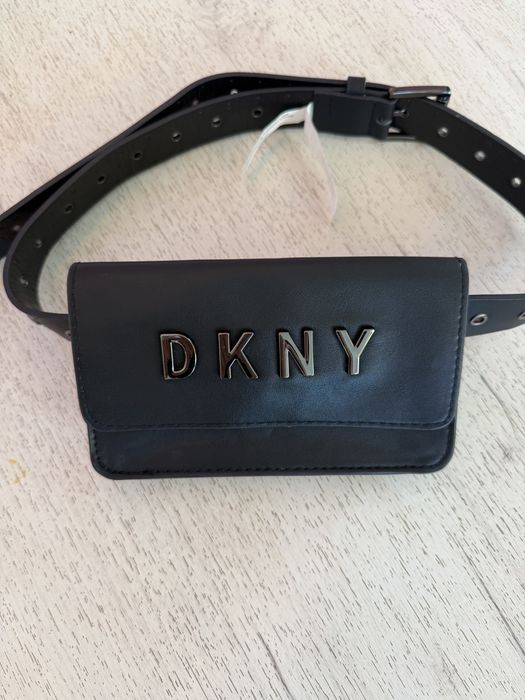 Сумка сумочка на пояс DKNY