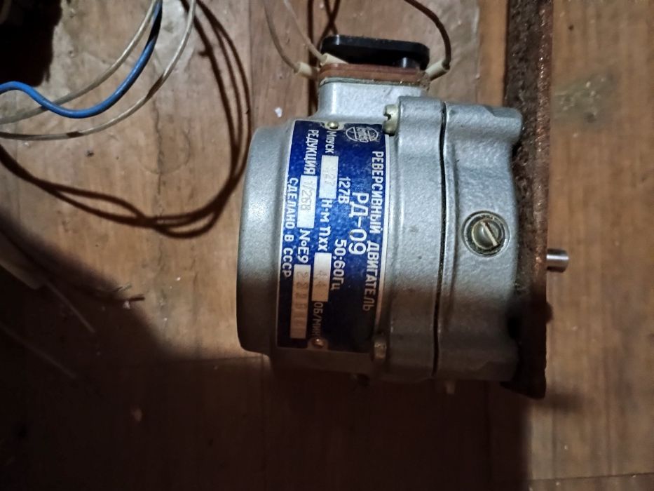 Инкубатор из холодильного шкафа-витрины