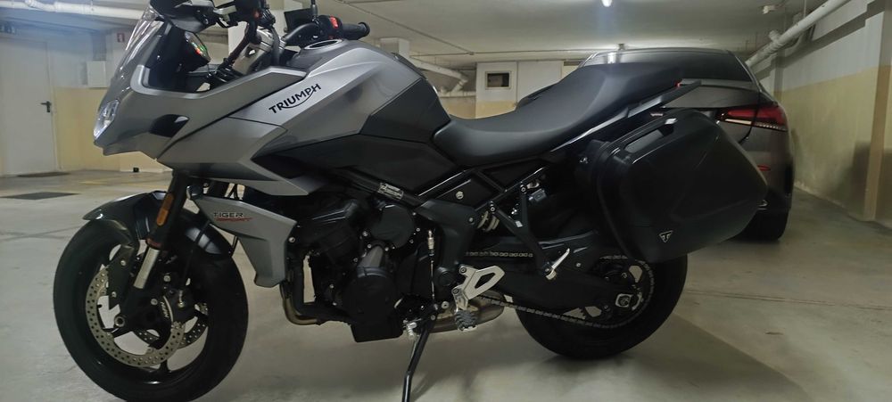 Triumph tiger sport 660 imaculada e cheia de extras