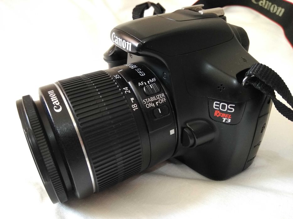 Продам фотоапарат Canon EOS Rebel T3 ( 1100D )