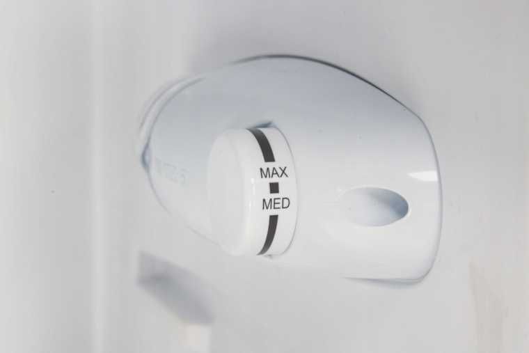 Chłodziarko Zamrażarka Lodówka z Zamrażarką Tania 143cm DD-207 WH 207L