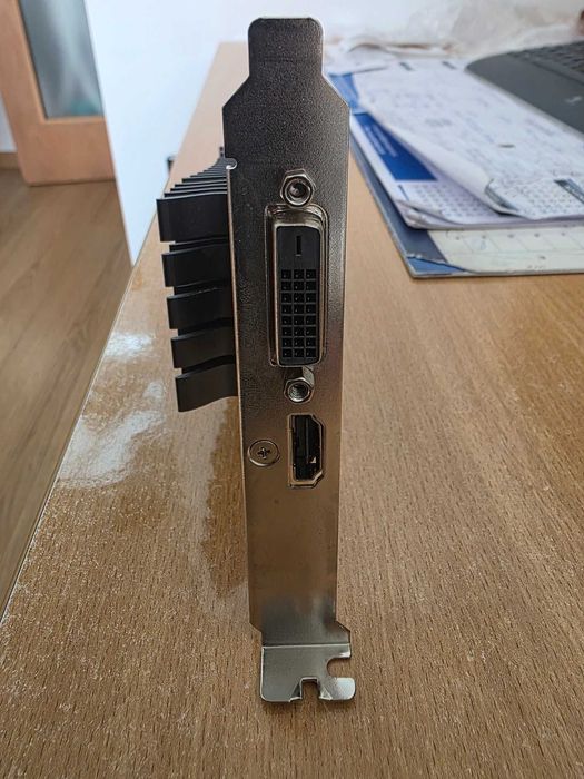 GForce GT1030 SL Como Nova