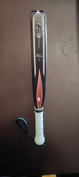Bullpadel ELITE W 24