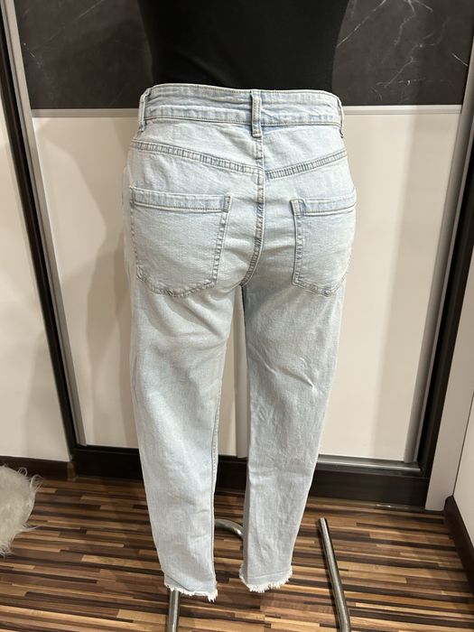 Spodnie damskie jeansowe dzinsowe rozmiar M stan bdb