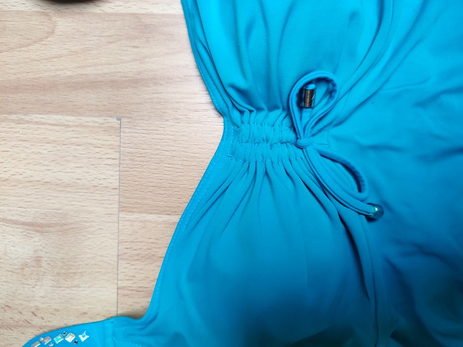 Strój kąpielowy  jednoczęściowy.