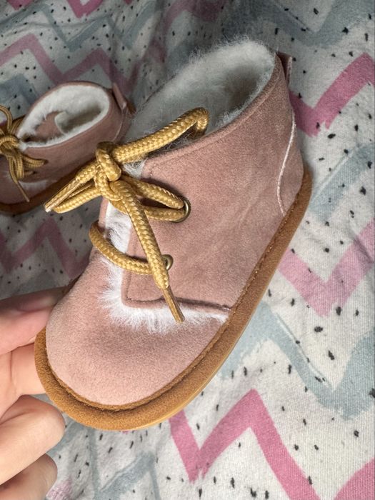 Пінетки для дівчинки