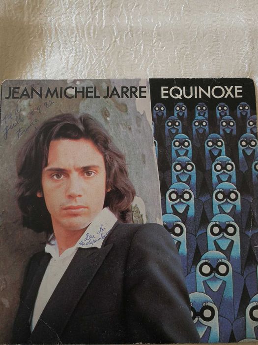 Discos de vinil e cassetes