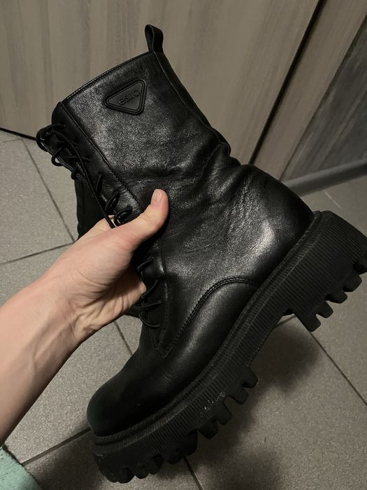 Весняні шкіряні чоботи