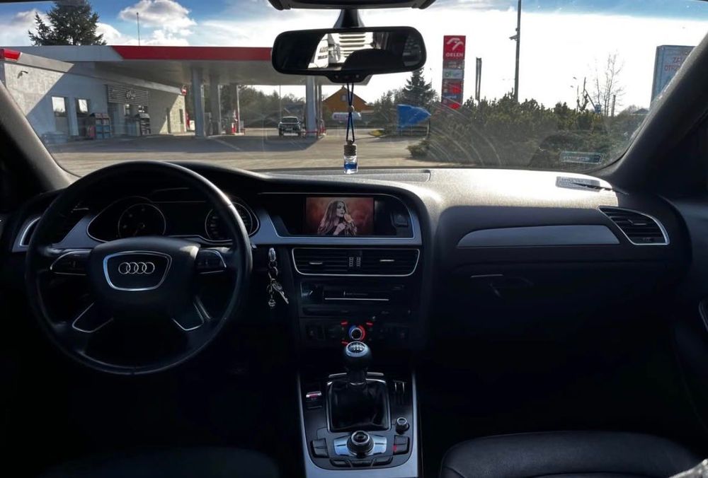 Audi A4 b8 2.0tdi 220 koni