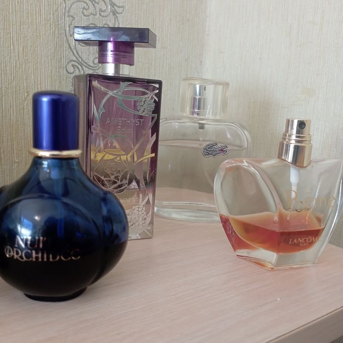 Парфуми Giorgio Armani Si,Estée Lauder, Yves Rocher, Carolina Herrera