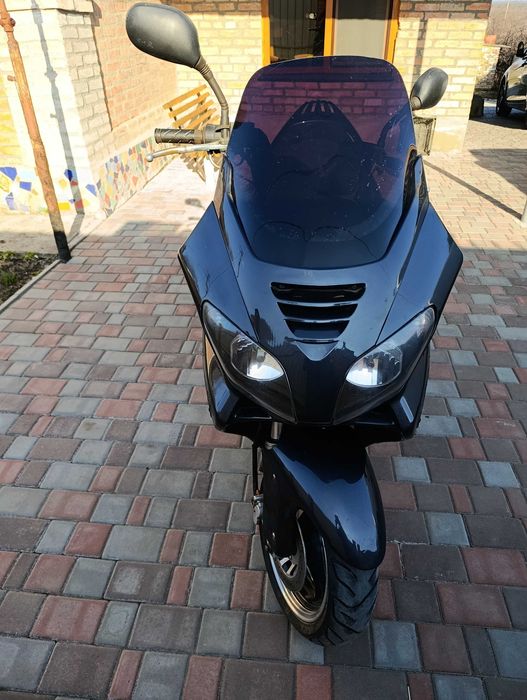 Макси скутер Торнадо