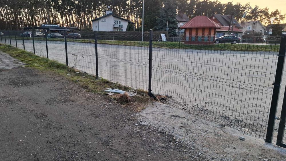 Działka  utwardzona pod wynajem.