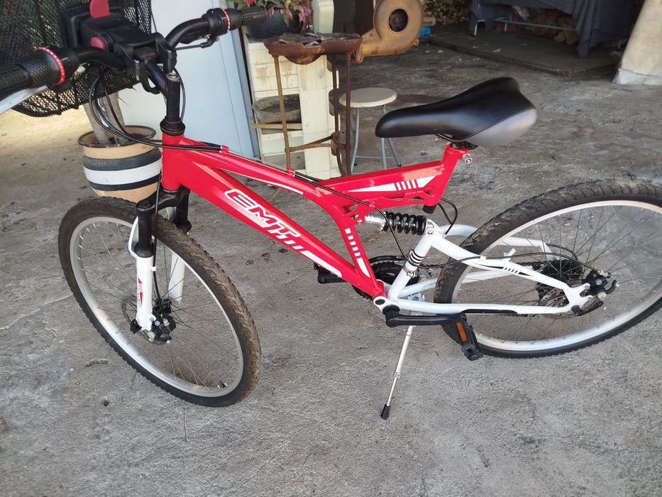 Bicicleta EMT em bom estado