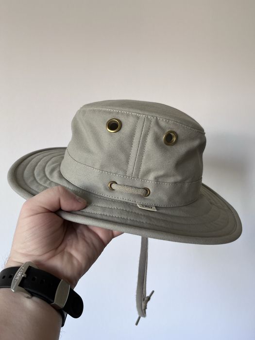 Продам панаму Tilley T5