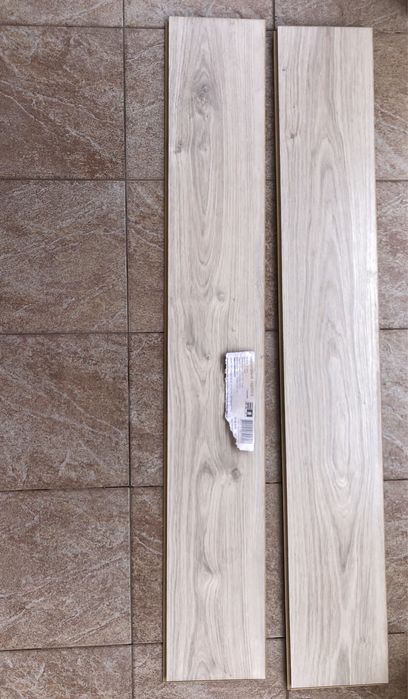 Продам ламинат новый