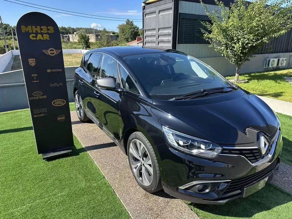 Renault Scénic dCi 110 EDC LIMITED