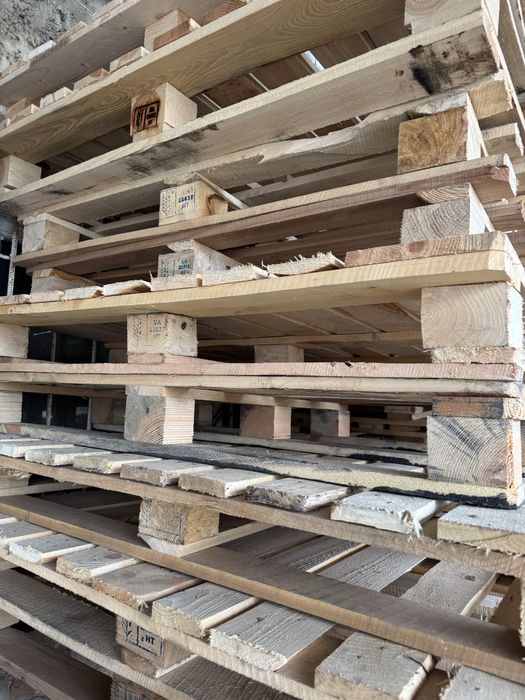 Продам піддони ціна 80 грн за 1 шт