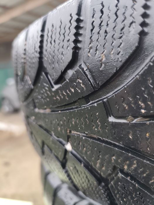 Продаю зимову гуму