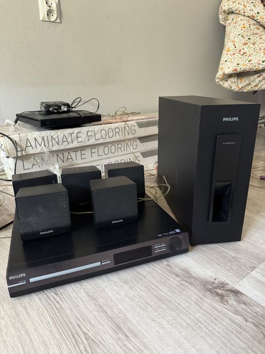 Kino domowe philips 5 glosnikow + subwoofer