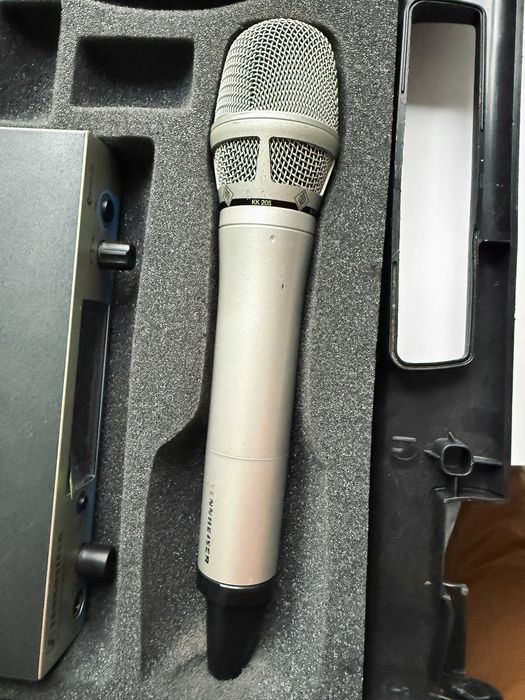 Mikrofon Neumann KK205, Sennheiser EM 500 G3, SKM2000 Pasmo C
