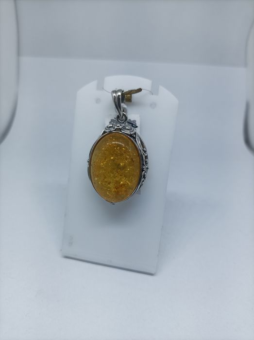 Srebrny wisiorek bursztyn próba 925