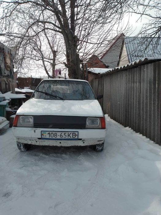 автомобіль таврія на ходу