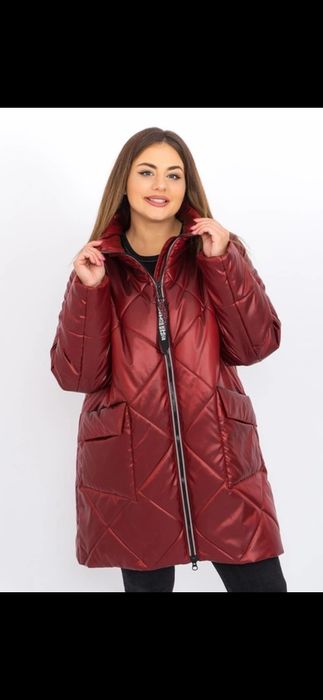 Нова куртка в розмірах 800 грн